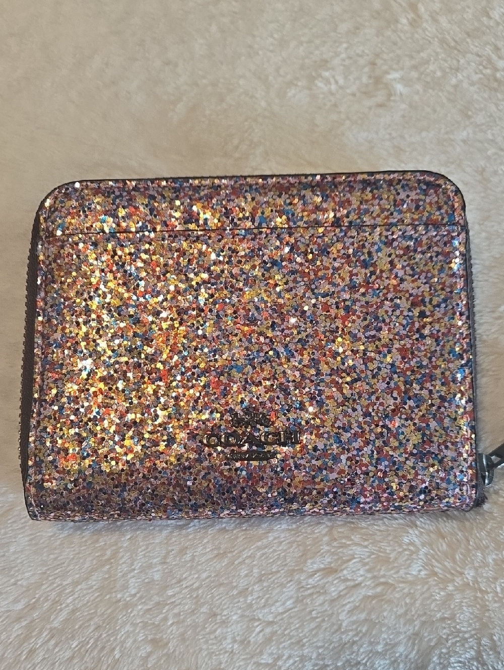 RARE Used Coach Keith Haring Glitter Small Zip Around Wallet - Picture 2 of 7